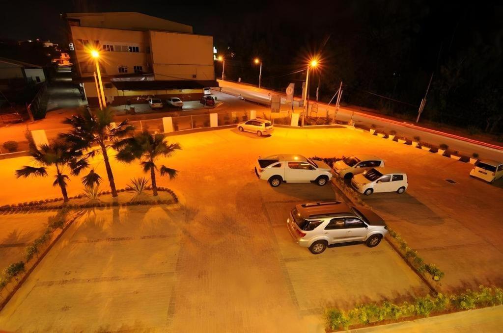 Ppt Muar Hotel Exterior photo