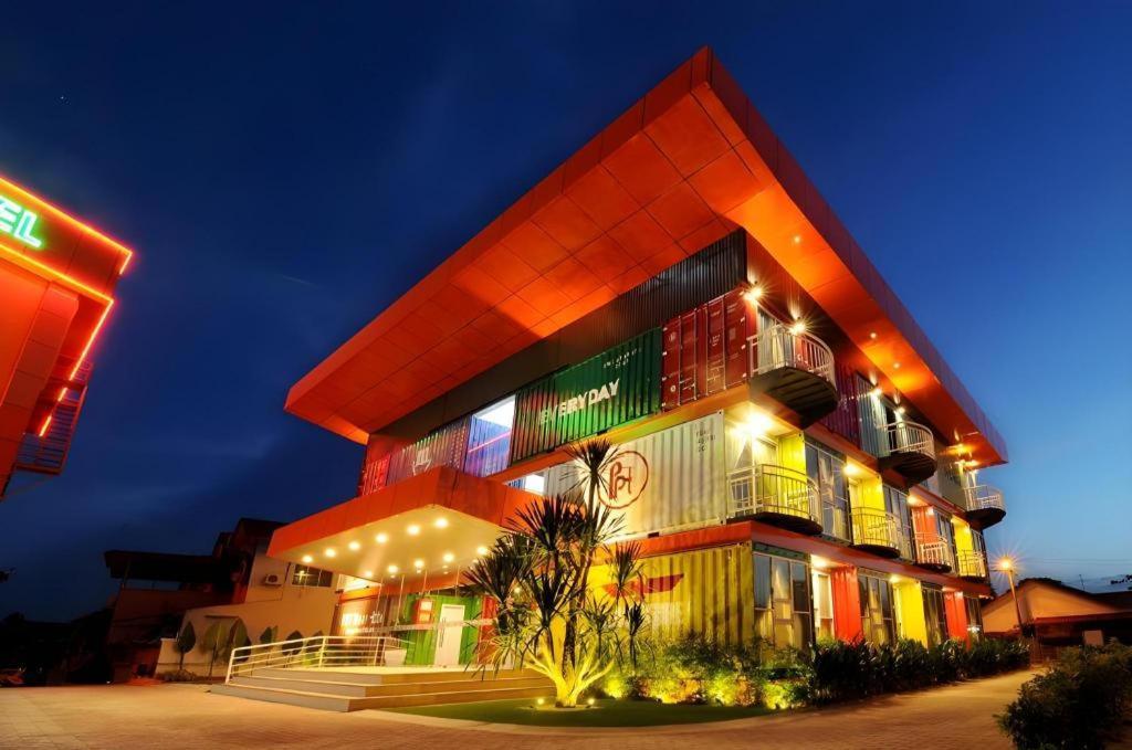 Ppt Muar Hotel Exterior photo
